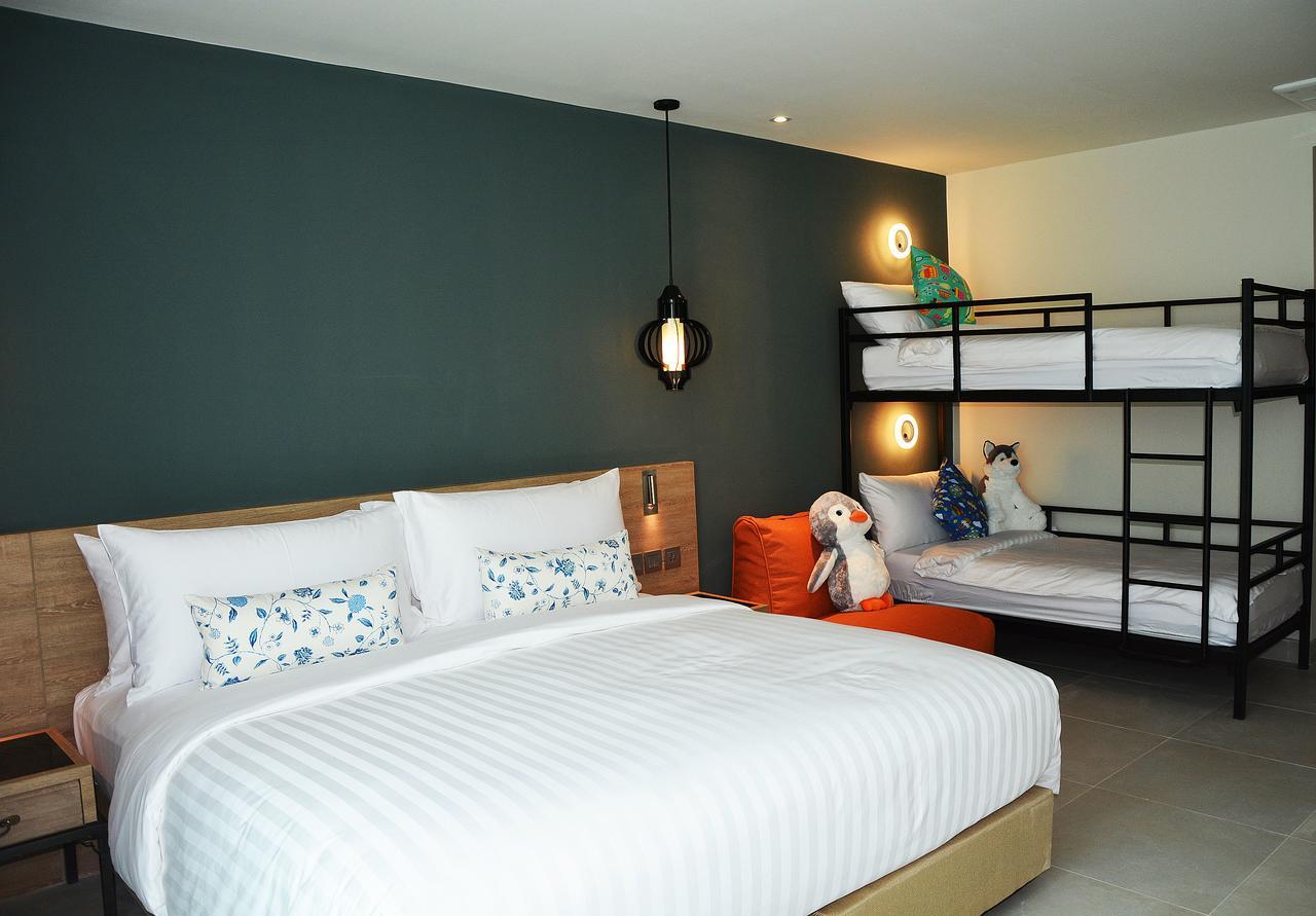 Fusion Suites Phuket Patong Экстерьер фото Family room at the hotel